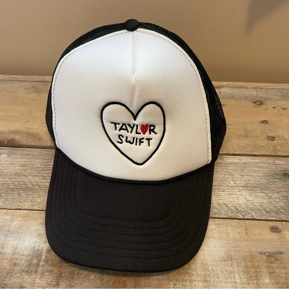 Taylor Swift Trucker Hat - Picture 11 of 11